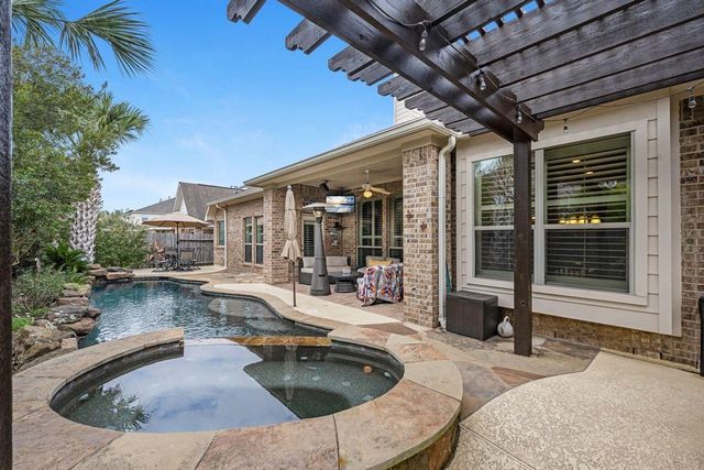 14722 Bronze Finch Drive, Cypress, TX 77433