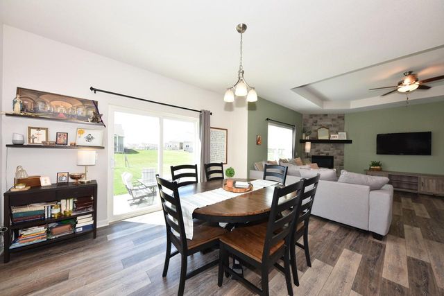 N113W14099 Wrenwood DRIVE, Germantown, WI 53022