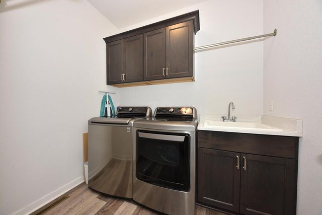 N113W14099 Wrenwood DRIVE, Germantown, WI 53022