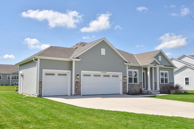 N113W14099 Wrenwood DRIVE, Germantown, WI 53022