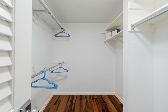 9910 Royal Lane 1101, Dallas, TX 75231