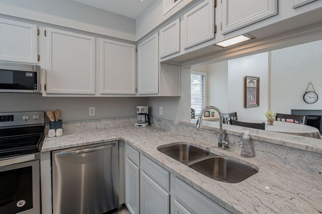 9910 Royal Lane 1101, Dallas, TX 75231