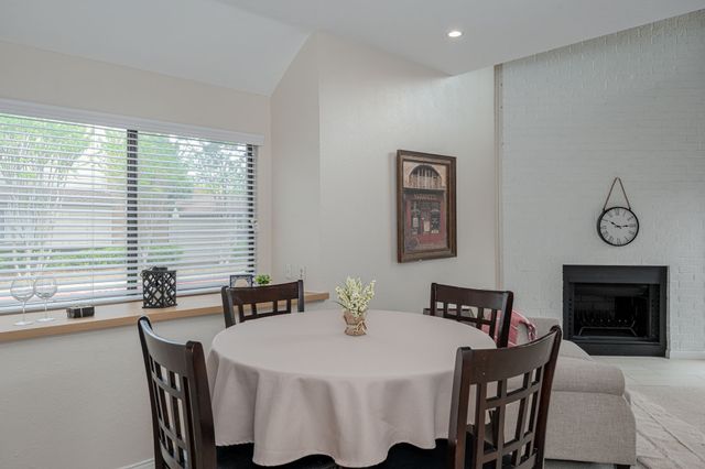 9910 Royal Lane 1101, Dallas, TX 75231