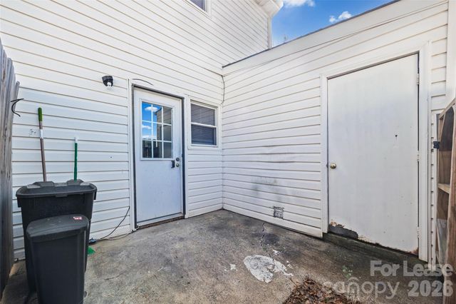 7906 Oak Meadow Court, Charlotte, NC 28210