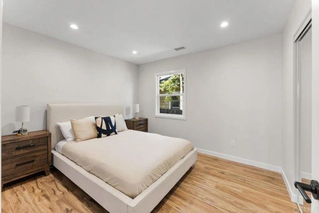 1933 Chatsworth Boulevard, San Diego, CA 92107