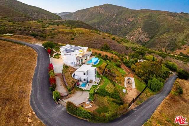 28405 Via Acero Street, Malibu, CA 90265