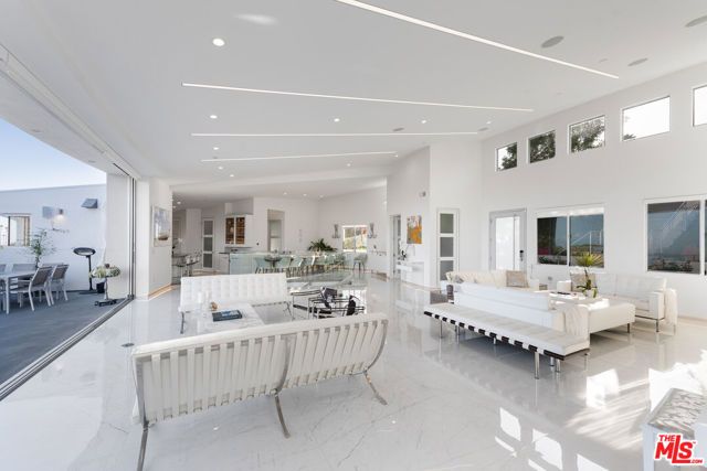 28405 Via Acero Street, Malibu, CA 90265