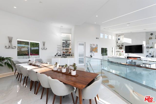 28405 Via Acero Street, Malibu, CA 90265