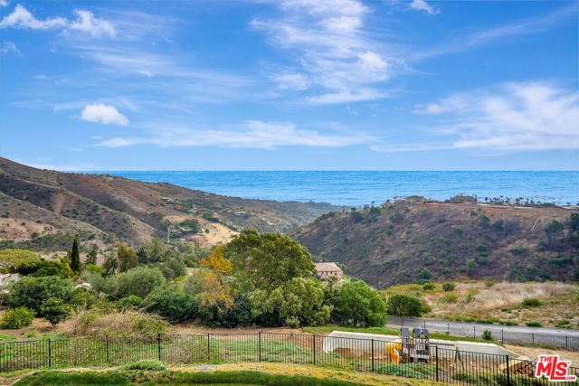 28405 Via Acero Street, Malibu, CA 90265