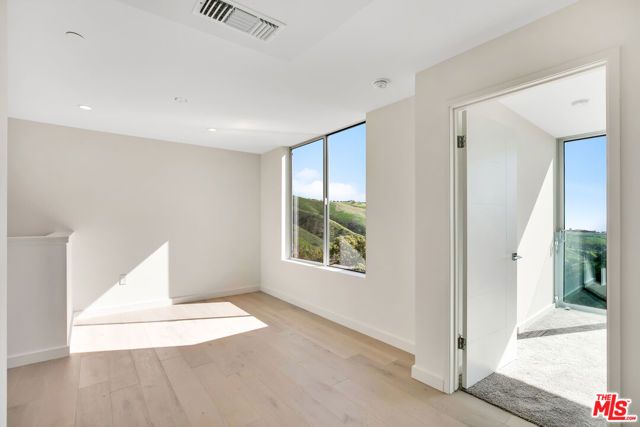 28405 Via Acero Street, Malibu, CA 90265