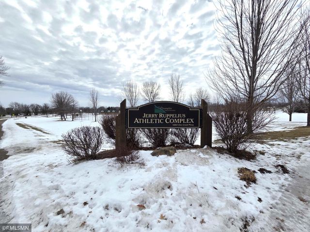 11209 Independence Avenue N, Champlin, MN 55316