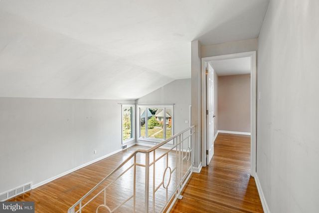 147 WYNDMOOR RD, Havertown, PA 19083