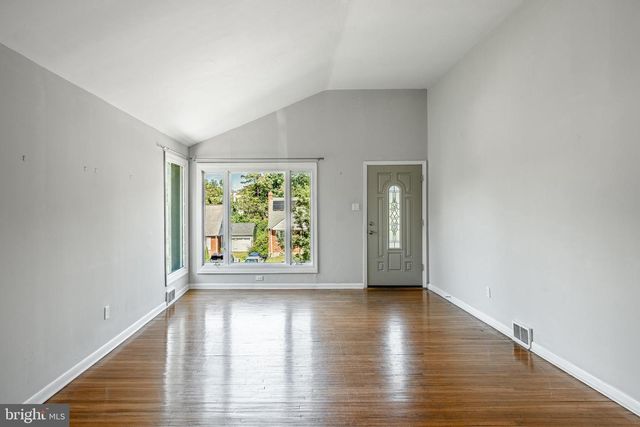 147 WYNDMOOR RD, Havertown, PA 19083