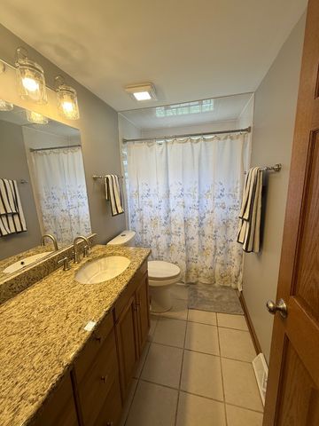 17537 70th Court, Tinley Park, IL 60477