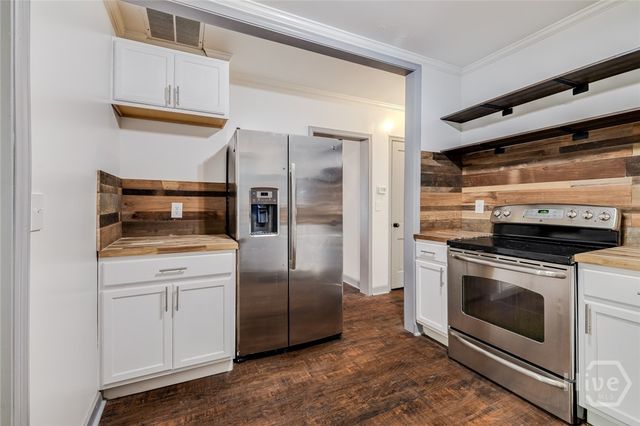 1710 E 41st Street, Savannah, GA 31404