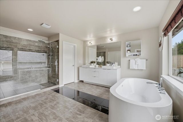 16005 57th Avenue W, Edmonds, WA 98026