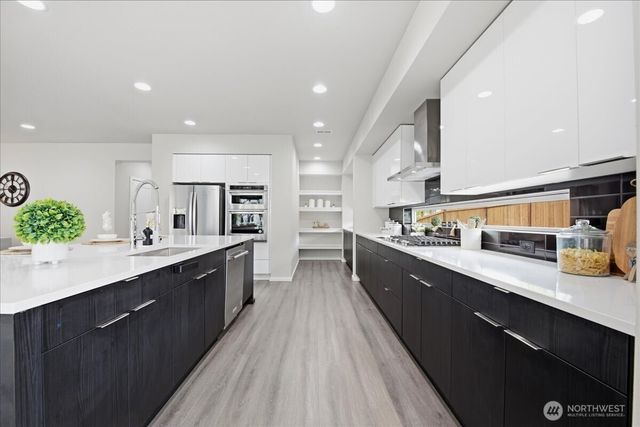 16005 57th Avenue W, Edmonds, WA 98026