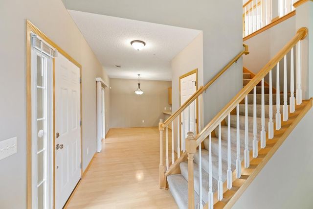9090 Meadow Way, Victoria, MN 55386