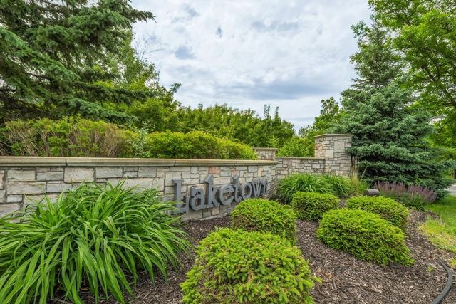 9090 Meadow Way, Victoria, MN 55386