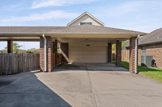 6806 Amistad Court, Manvel, TX 77578