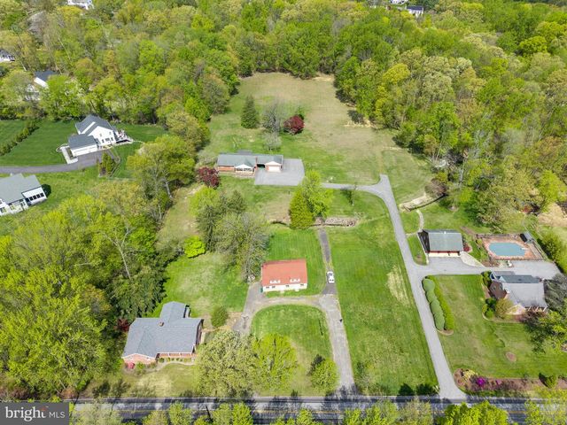 3463 & 3461 GARNET MINE RD, Garnet Valley, PA 19060