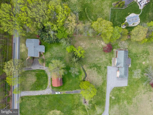 3463 & 3461 GARNET MINE RD, Garnet Valley, PA 19060