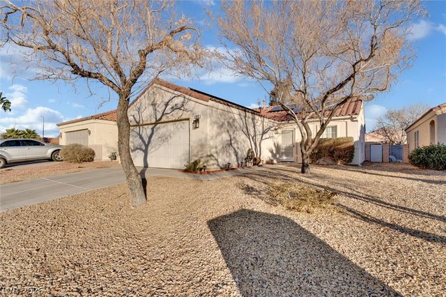 1072 Sky Rock Court, Henderson, NV 89011