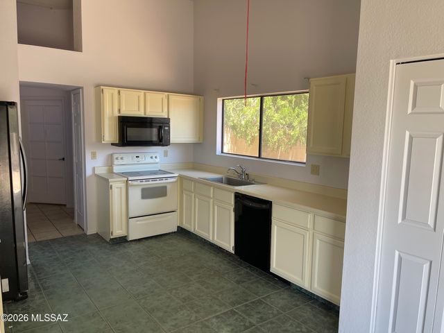 4685 W Lessing Lane, Tucson, AZ 85742