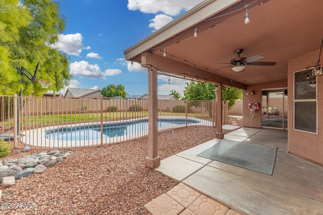 15221 N 87TH Drive, Peoria, AZ 85381