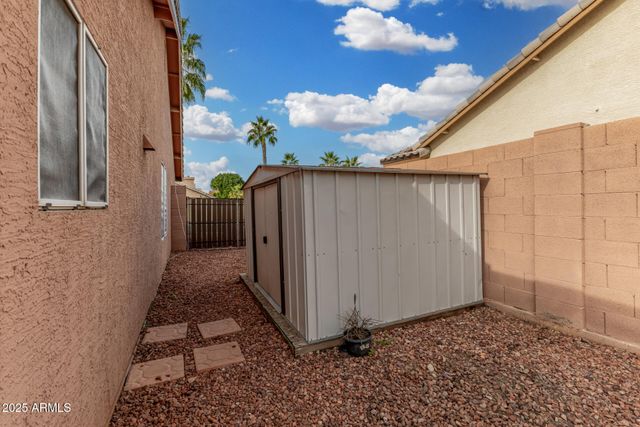 15221 N 87TH Drive, Peoria, AZ 85381