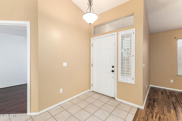 15221 N 87TH Drive, Peoria, AZ 85381