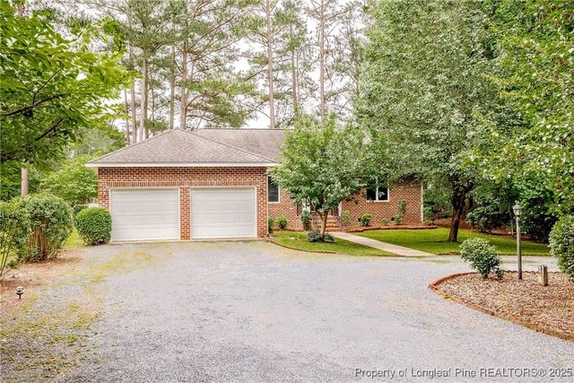 789 Daphne Lane, Vass, NC 28394