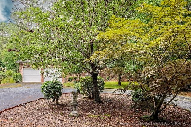 789 Daphne Lane, Vass, NC 28394