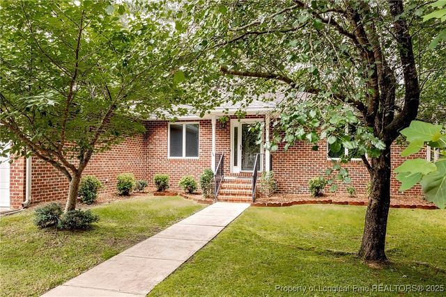 789 Daphne Lane, Vass, NC 28394