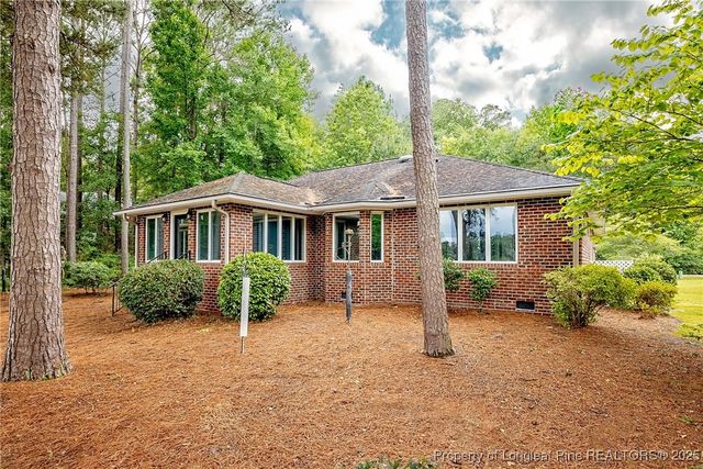 789 Daphne Lane, Vass, NC 28394