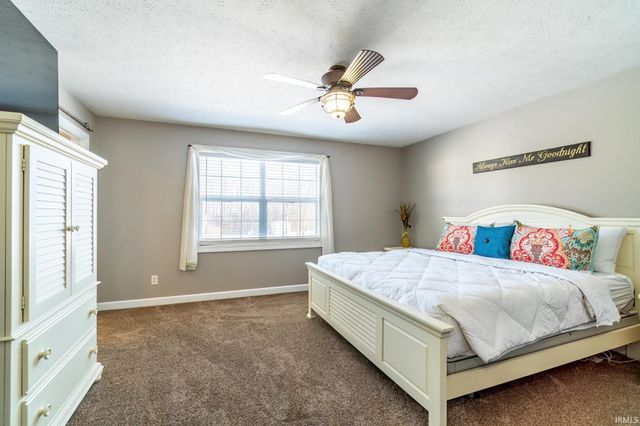 4347 E Fox Run Drive, Syracuse, IN 46567