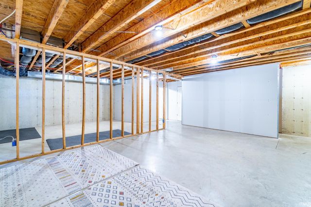 4347 E Fox Run Drive, Syracuse, IN 46567