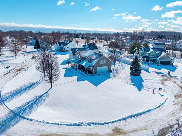 4347 E Fox Run Drive, Syracuse, IN 46567