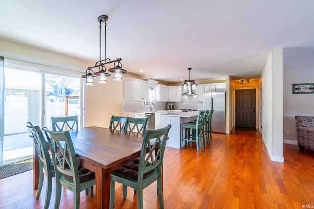 4347 E Fox Run Drive, Syracuse, IN 46567