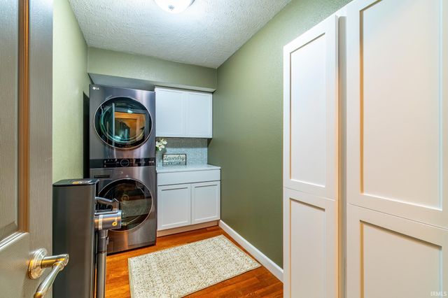 4347 E Fox Run Drive, Syracuse, IN 46567