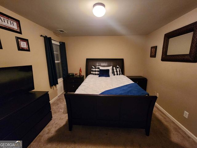 3864 Lake Sanctuary Way, Atlanta, GA 30349