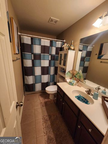 3864 Lake Sanctuary Way, Atlanta, GA 30349