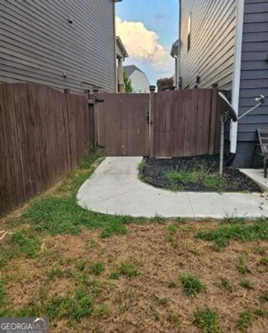 3864 Lake Sanctuary Way, Atlanta, GA 30349