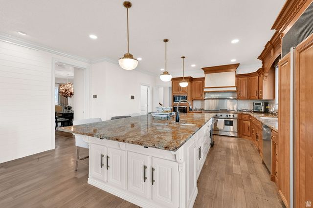 566 N BELLA VISTA DR, Orem, UT 84097