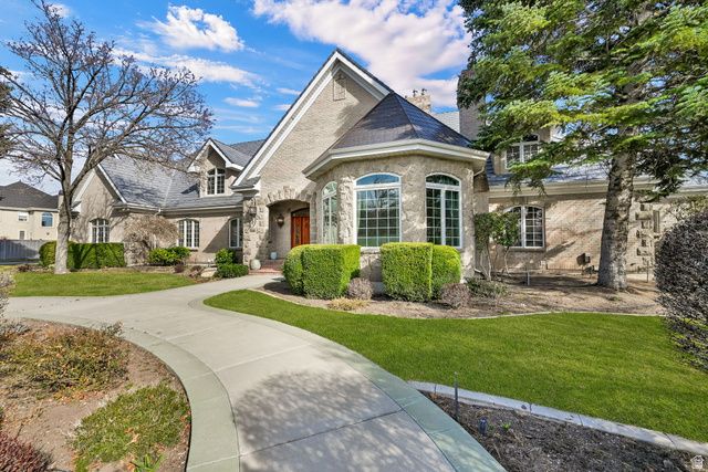 566 N BELLA VISTA DR, Orem, UT 84097