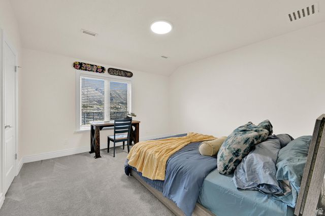 566 N BELLA VISTA DR, Orem, UT 84097