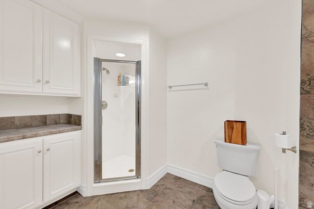 566 N BELLA VISTA DR, Orem, UT 84097