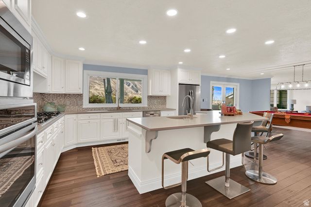 566 N BELLA VISTA DR, Orem, UT 84097