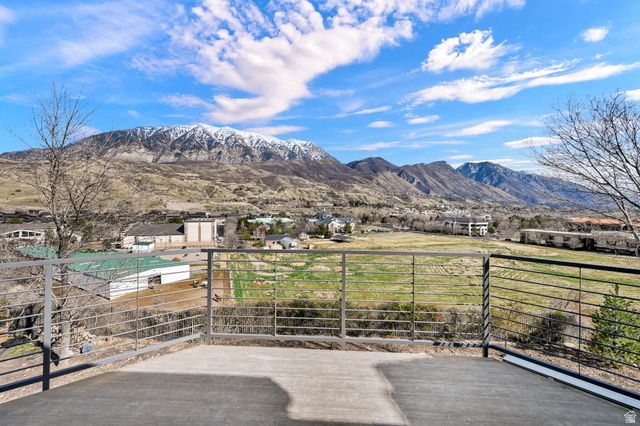 566 N BELLA VISTA DR, Orem, UT 84097