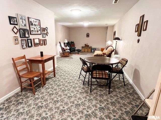 842 N MAIN Street, Washington, IL 61571